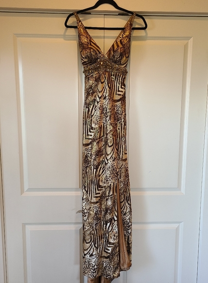 🔴La Femme Brown Gold Animal Print V-Neck Floor Length Prom Gown Jeweled waist 00 - Picture 1 of 15